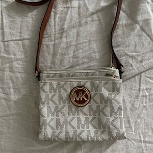 Michael Kors Crossbody
